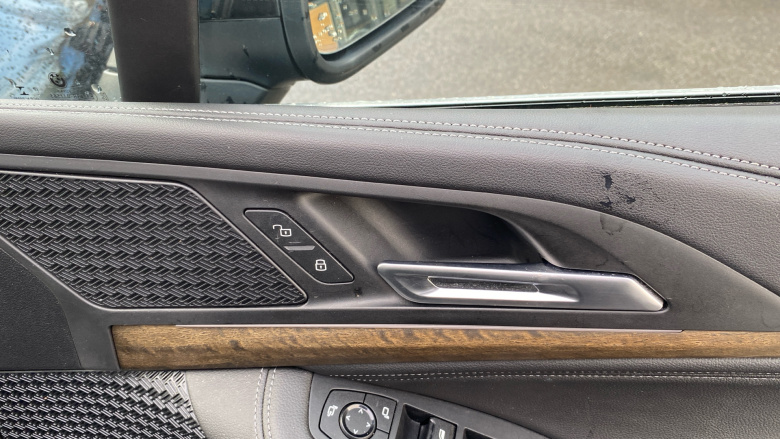 BMW 2 Series 220i MHT Luxury 5dr DCT Petrol Hatchback